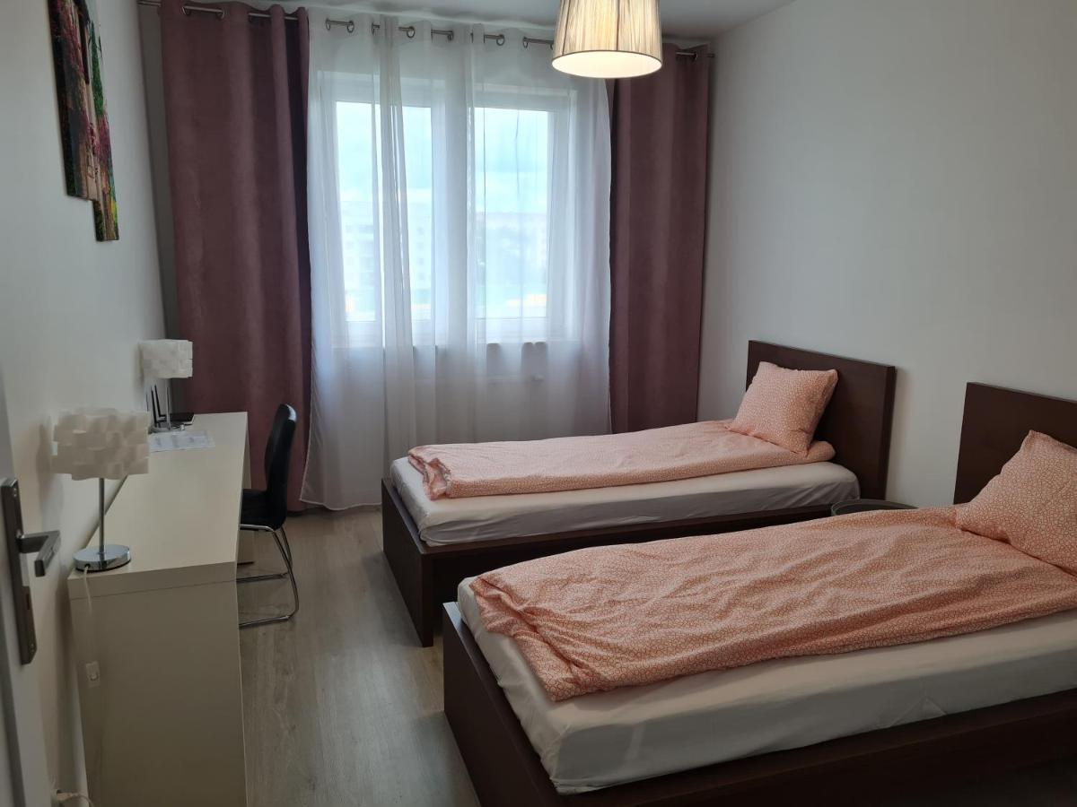 Apartament Na Lazurowej Varsó Kültér fotó